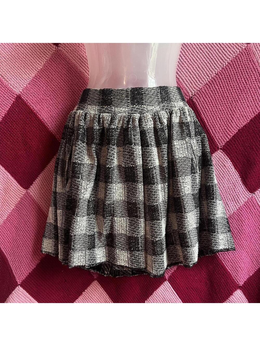 Black grey plaid mini skirt